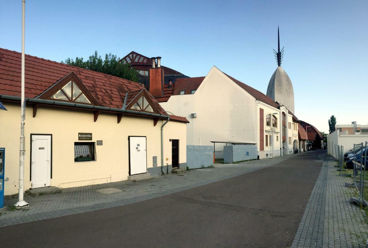Hotel Kertész-ház Eger Exterior foto